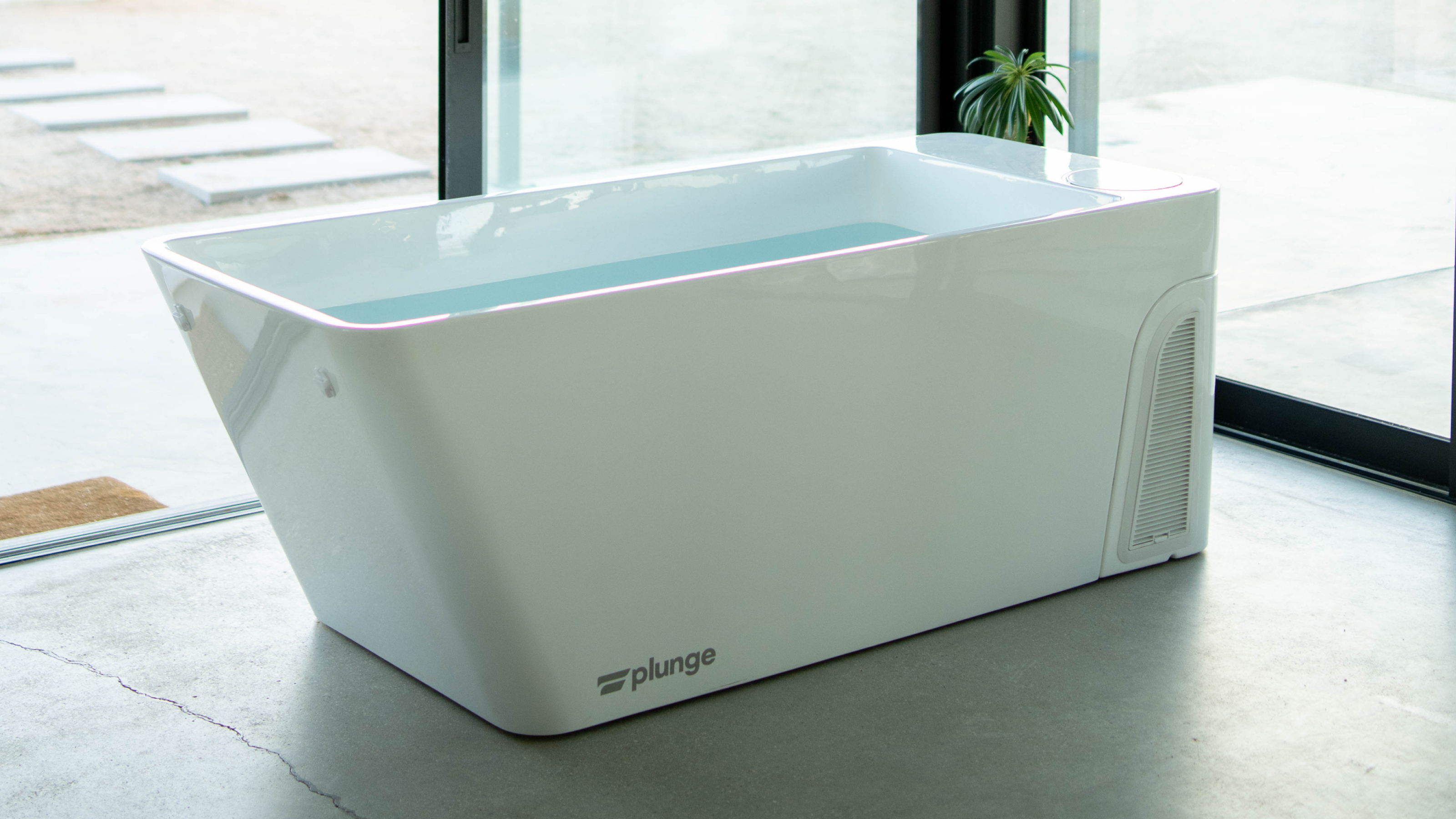 Plunge "All-In" cold plunge pool