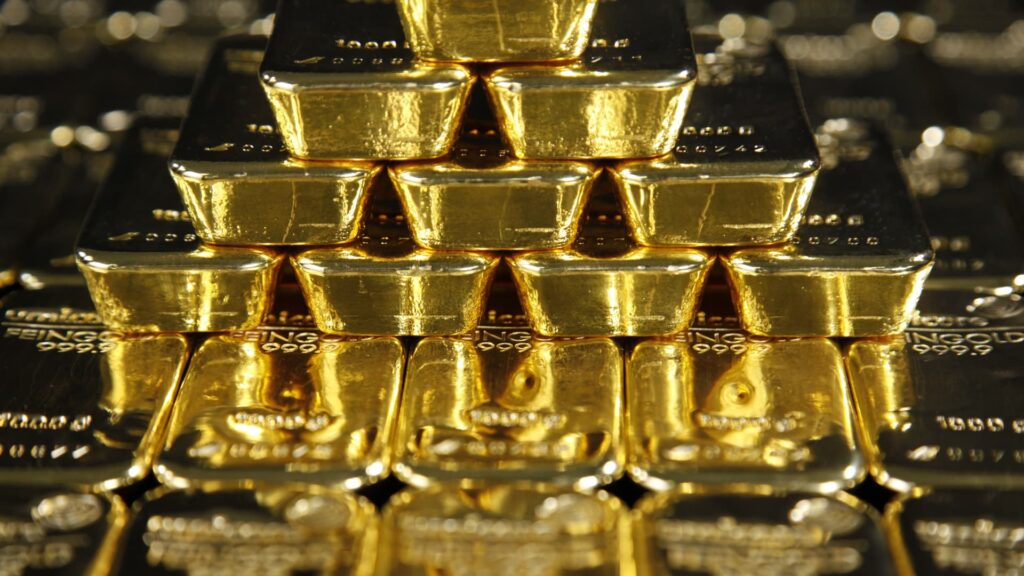 A million-dollar gold bear emerges ahead of the Fed decision