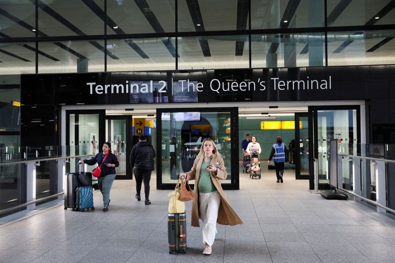 Asian airlines report Europe demand surge as Gulf hub disruption shifts traffic