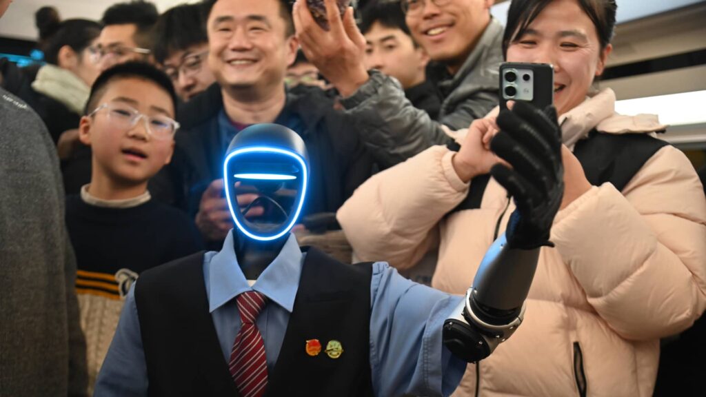 Japan Airlines to trial robots at Tokyo's Haneda airport to load baggage