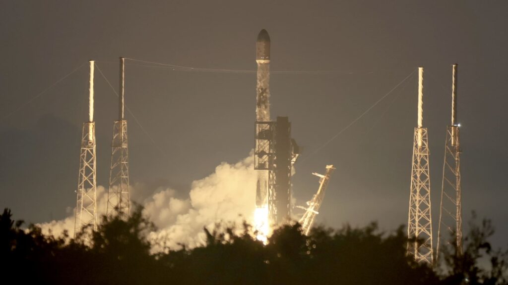 SpaceX IPO hedging challenge Wall Street: 'short nasa?'