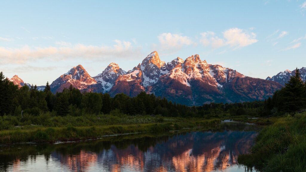 7 Alternate Fall Trip Destinations in the US to Skip the Crowds