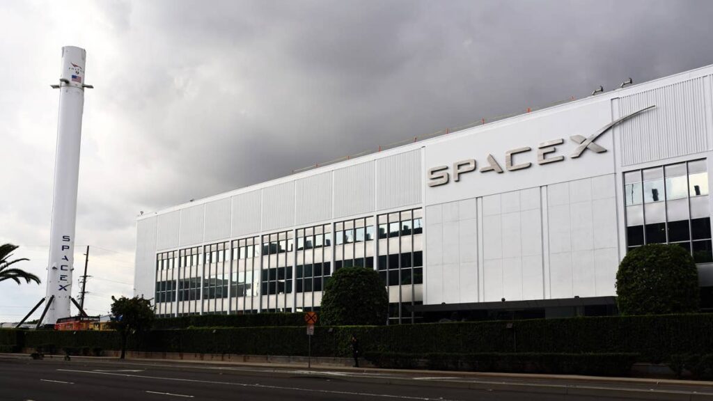 HSBC sends troubling SpaceX stock prediction