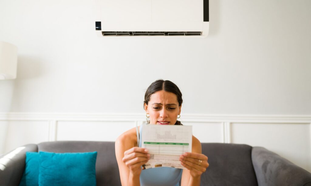 My Credit Card Bills Were Spiraling Every Month — Until I Tried This