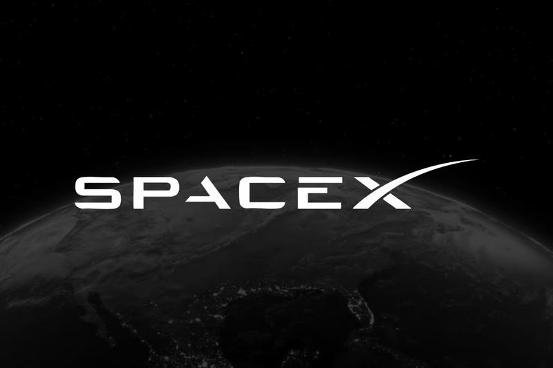 SpaceX Just Inked a New $1.6 Billion Deal With Space Force. Here's What it Means for Investors