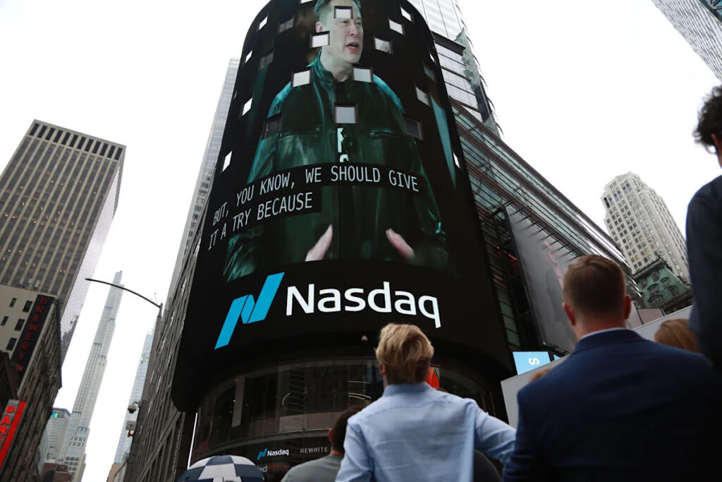 Wall Street floods SpaceX with bullish ratings as quiet period ends