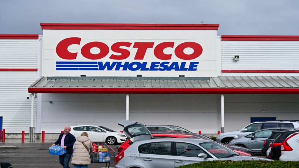Why Costco keeps gas prices so low