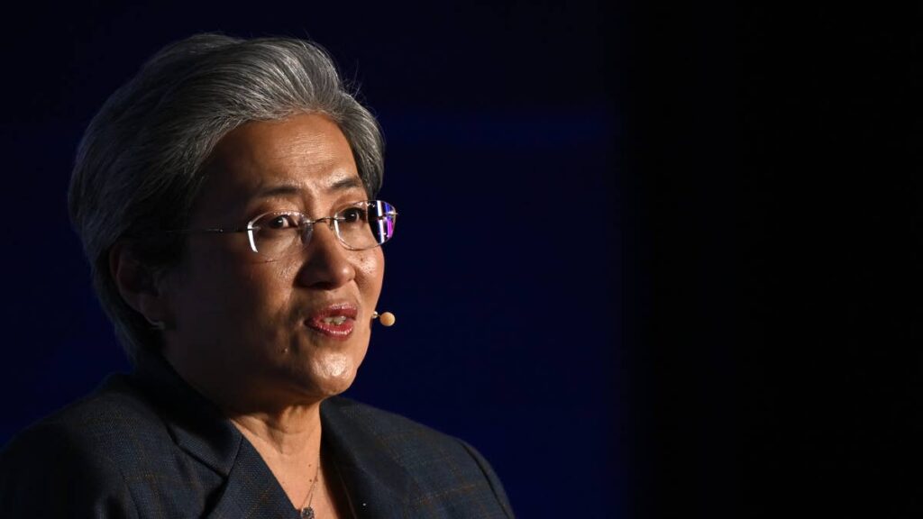 5-star analyst resets AMD stock price target