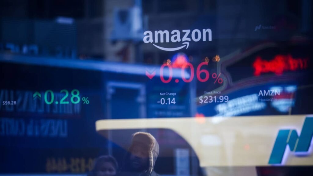 Jeff Bezos breaks his own Amazon record