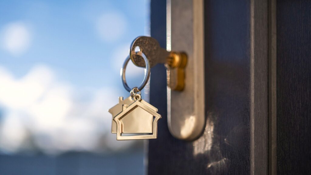 Managing Home Equity in Retirement Amid High Mortgage Rates