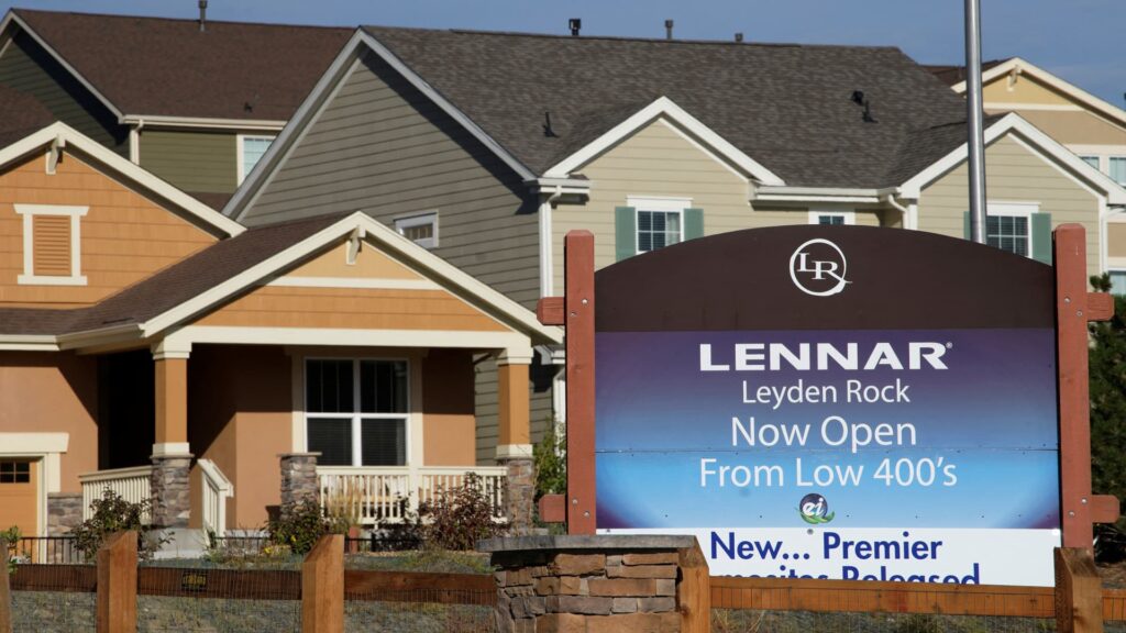 Berkshire buys more Lennar shares, but pace of purchases slows